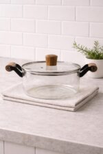 Akasya Kulp Detaylı Cam Tencere (2,5L)